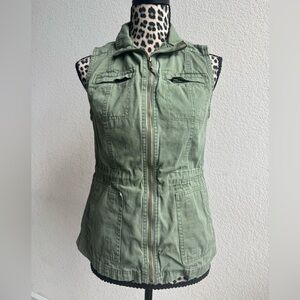 Green Merona Zip-Up Vest with Pockets